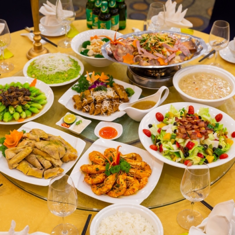 Tại sao nên chọn đặt tiệc tại nhà của Dịch Vụ Nấu Tiệc An Nhiên?